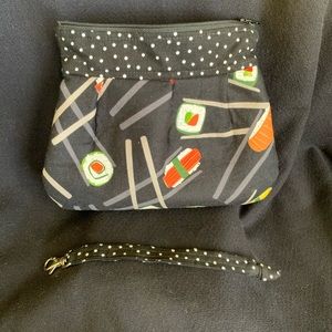 Adorable wrist clutch